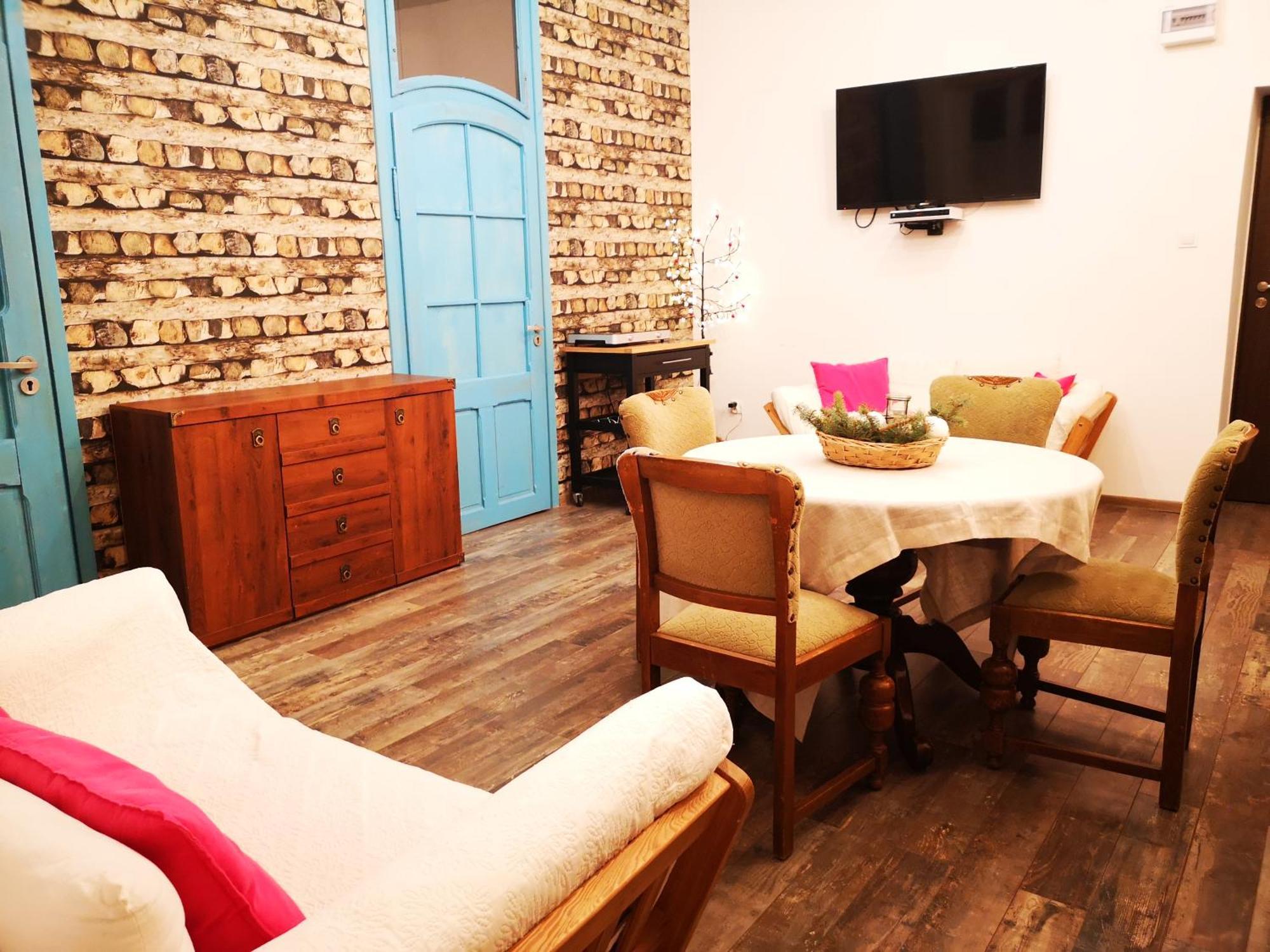 Kot Pocztowy Apartment Dlugopole-Zdroj Ngoại thất bức ảnh
