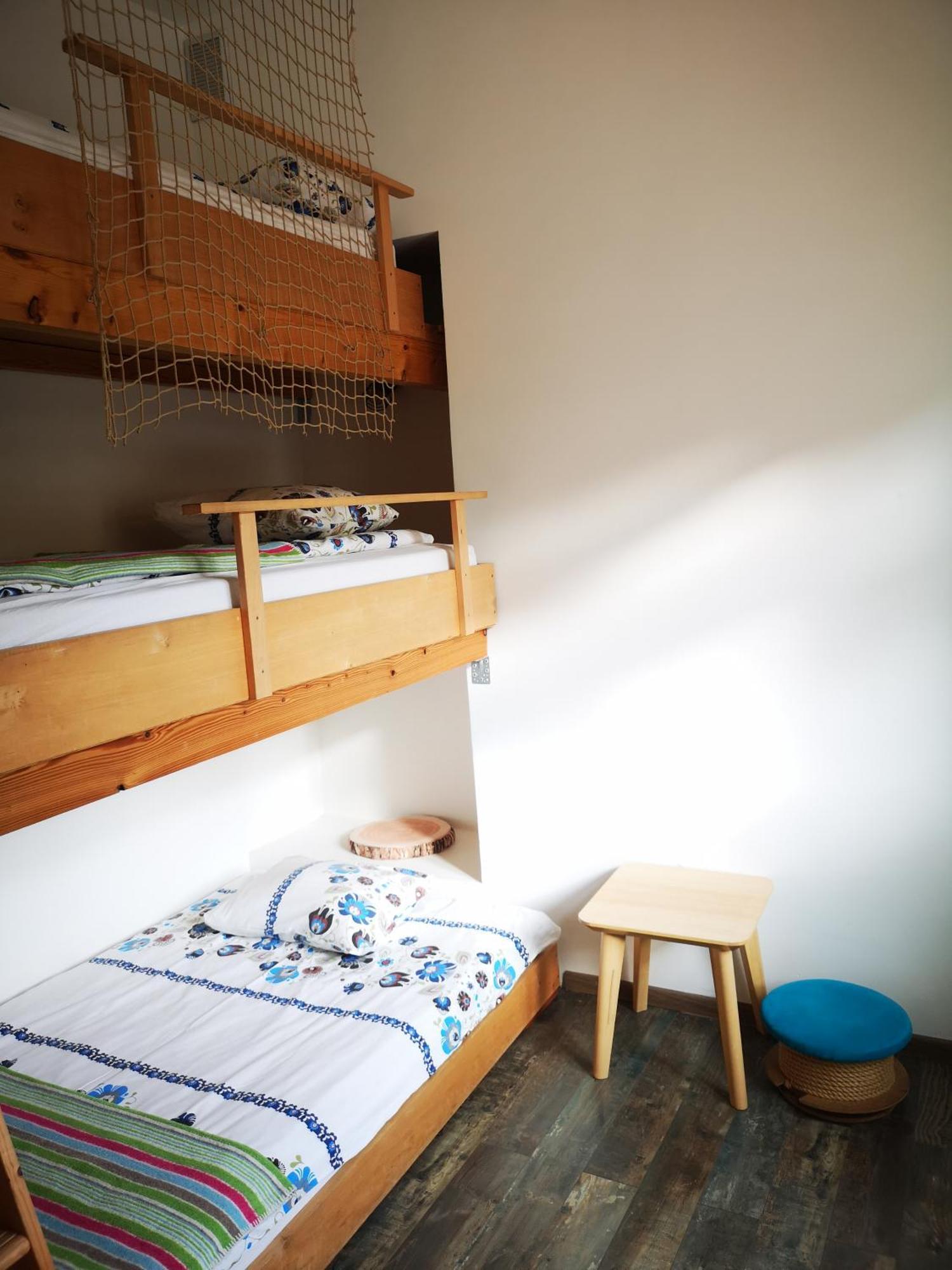 Kot Pocztowy Apartment Dlugopole-Zdroj Ngoại thất bức ảnh