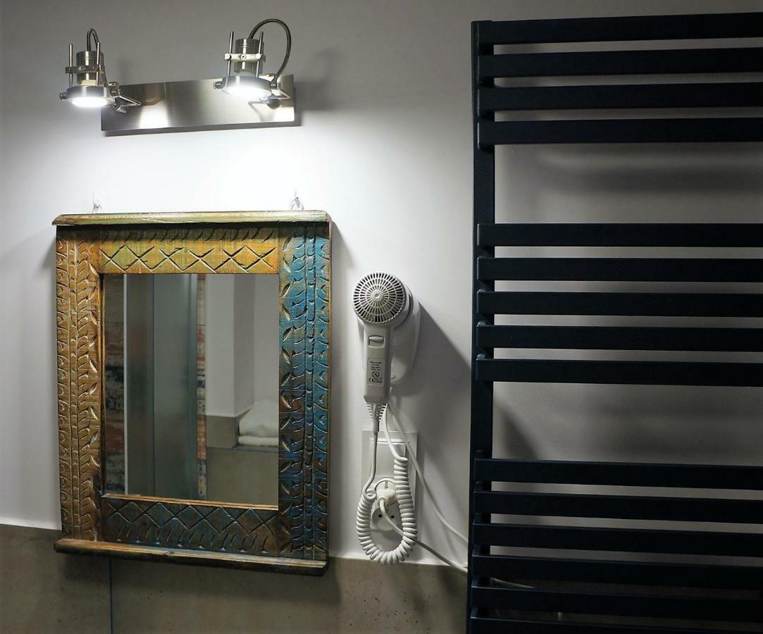 Kot Pocztowy Apartment Dlugopole-Zdroj Ngoại thất bức ảnh